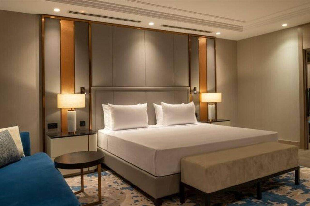 Hilton Mall Of Istanbul Luaran gambar A bedroom at the hotel