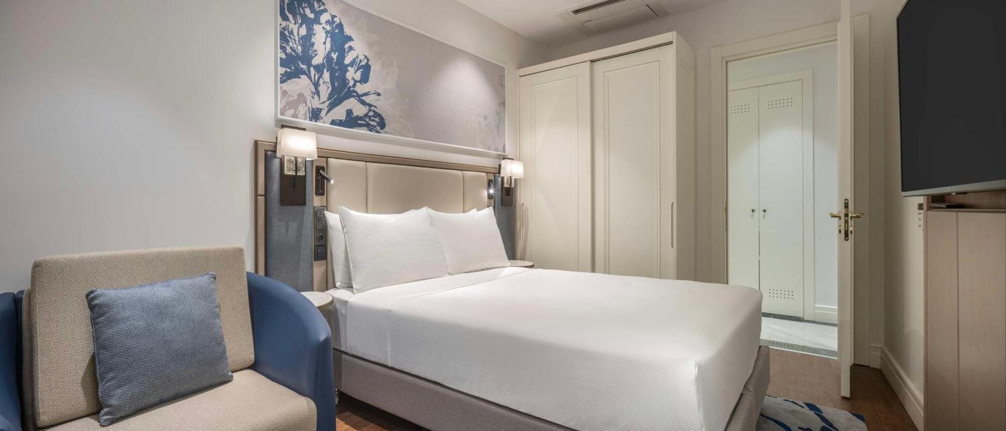 Hilton Mall Of Istanbul Luaran gambar A bedroom at the hotel