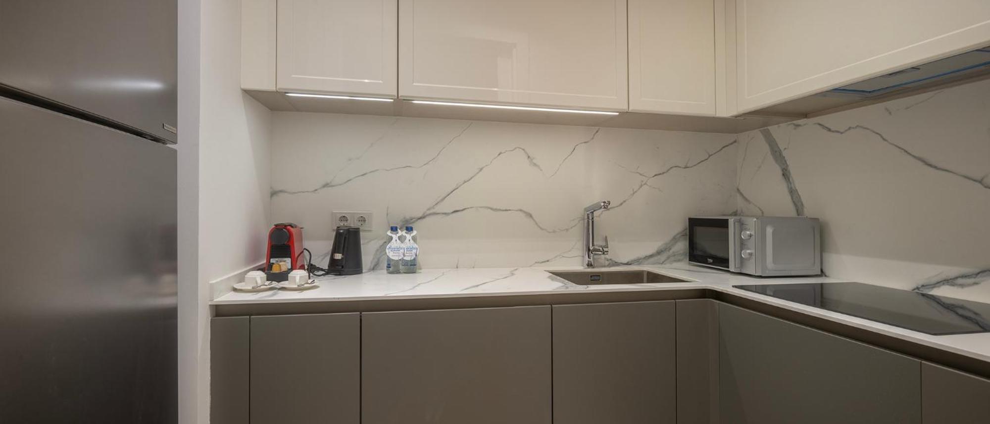 Hilton Mall Of Istanbul Luaran gambar A kitchen in a hotel
