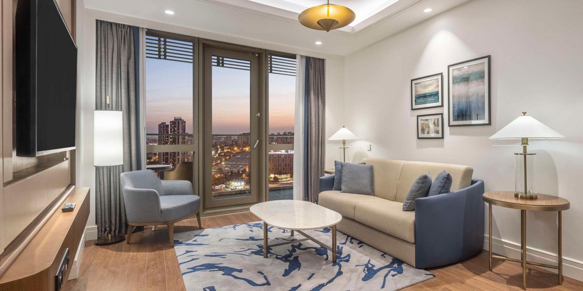 Hilton Mall Of Istanbul Luaran gambar A living room at the hotel